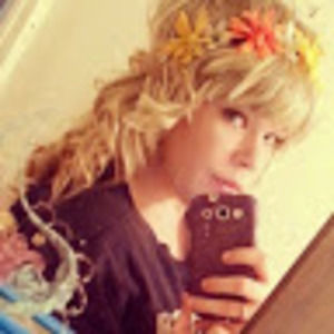 Meet your Posher, Cassandra